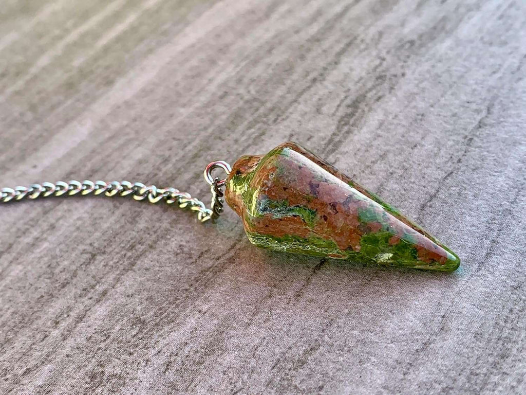Unakite stone pendulum on silver-tone chain, green and red speckled