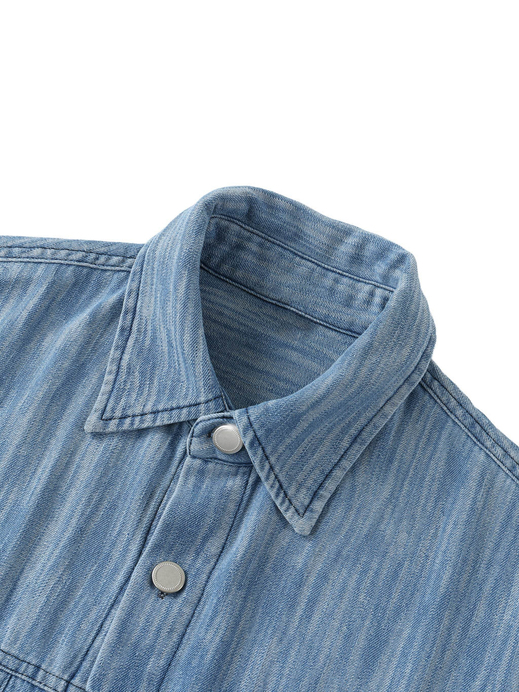 Distressed blue short-sleeve shirt collar with two-button placket