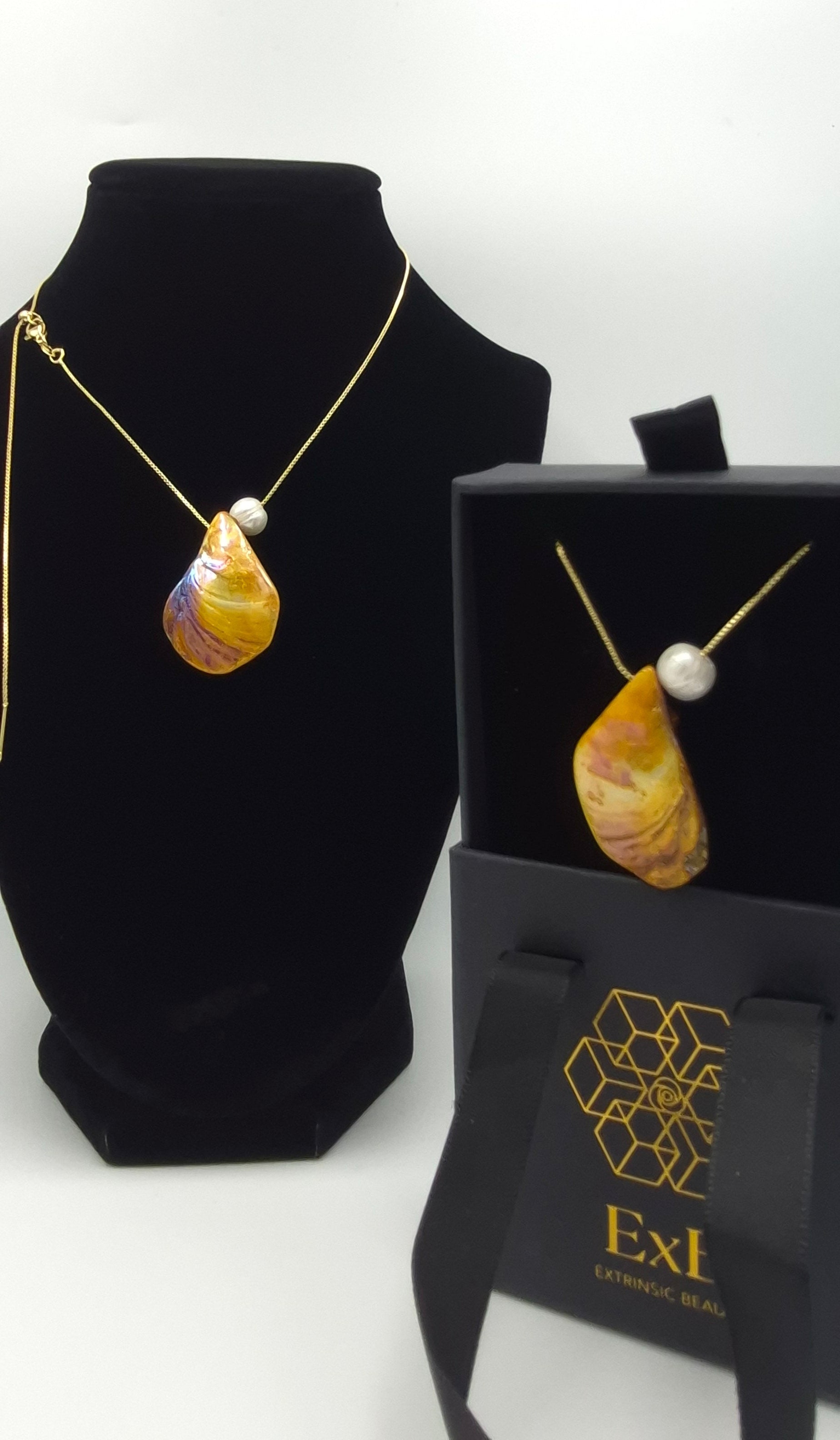 Natural Shell & freshwater Pearl
